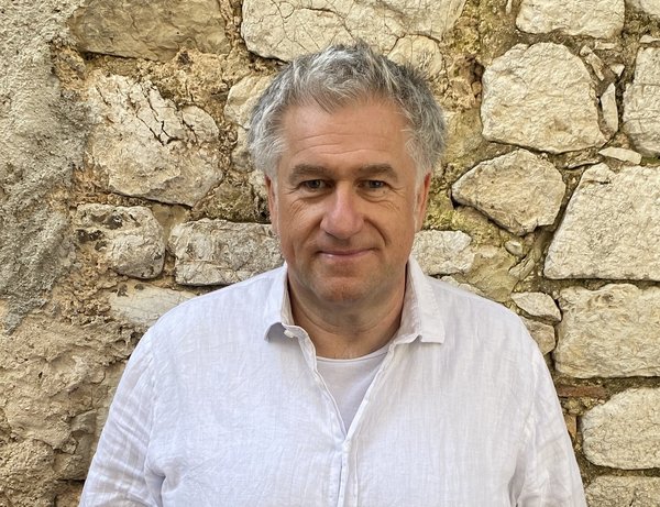 Der automobile Mensch, Irrwege einer Gesellschaft und mögliche Auswege